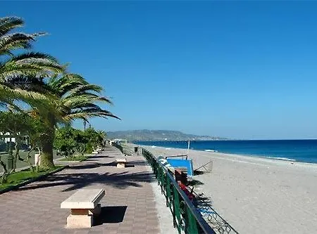 Deck Sea Bed & Breakfast Siderno